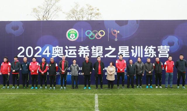 他们出色的表现，也帮助曼联在那场比赛中全取三分。
